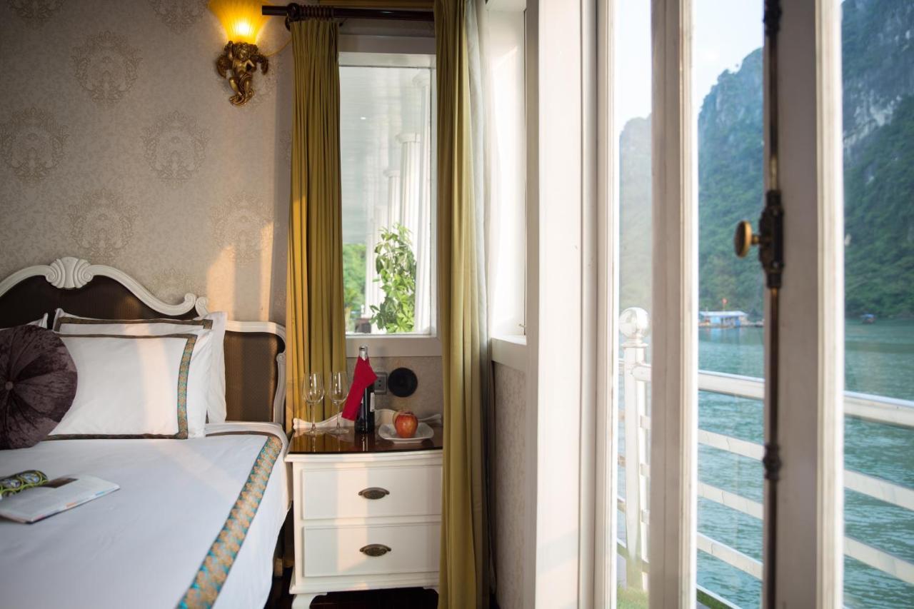 Majestic Halong Cruise Hotel Ha Long Exterior photo