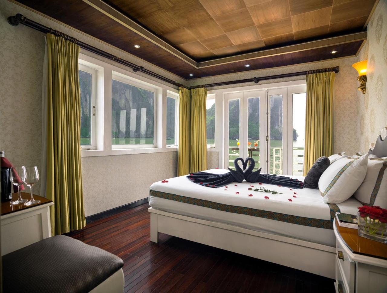 Majestic Halong Cruise Hotel Ha Long Exterior photo