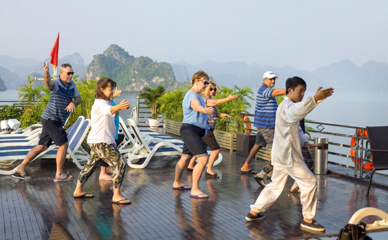 Majestic Halong Cruise Hotel Ha Long Exterior photo
