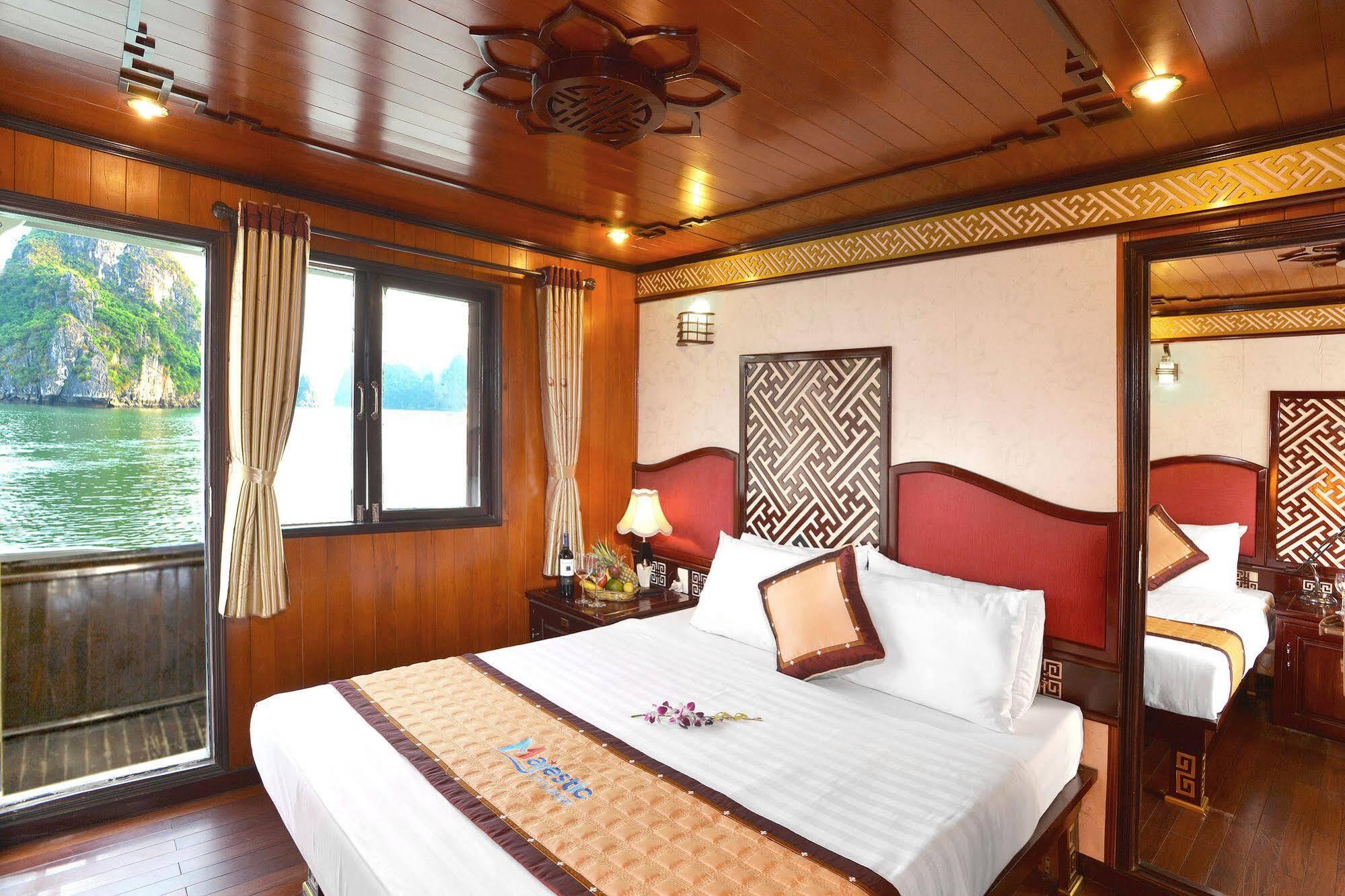 Majestic Halong Cruise Hotel Ha Long Exterior photo