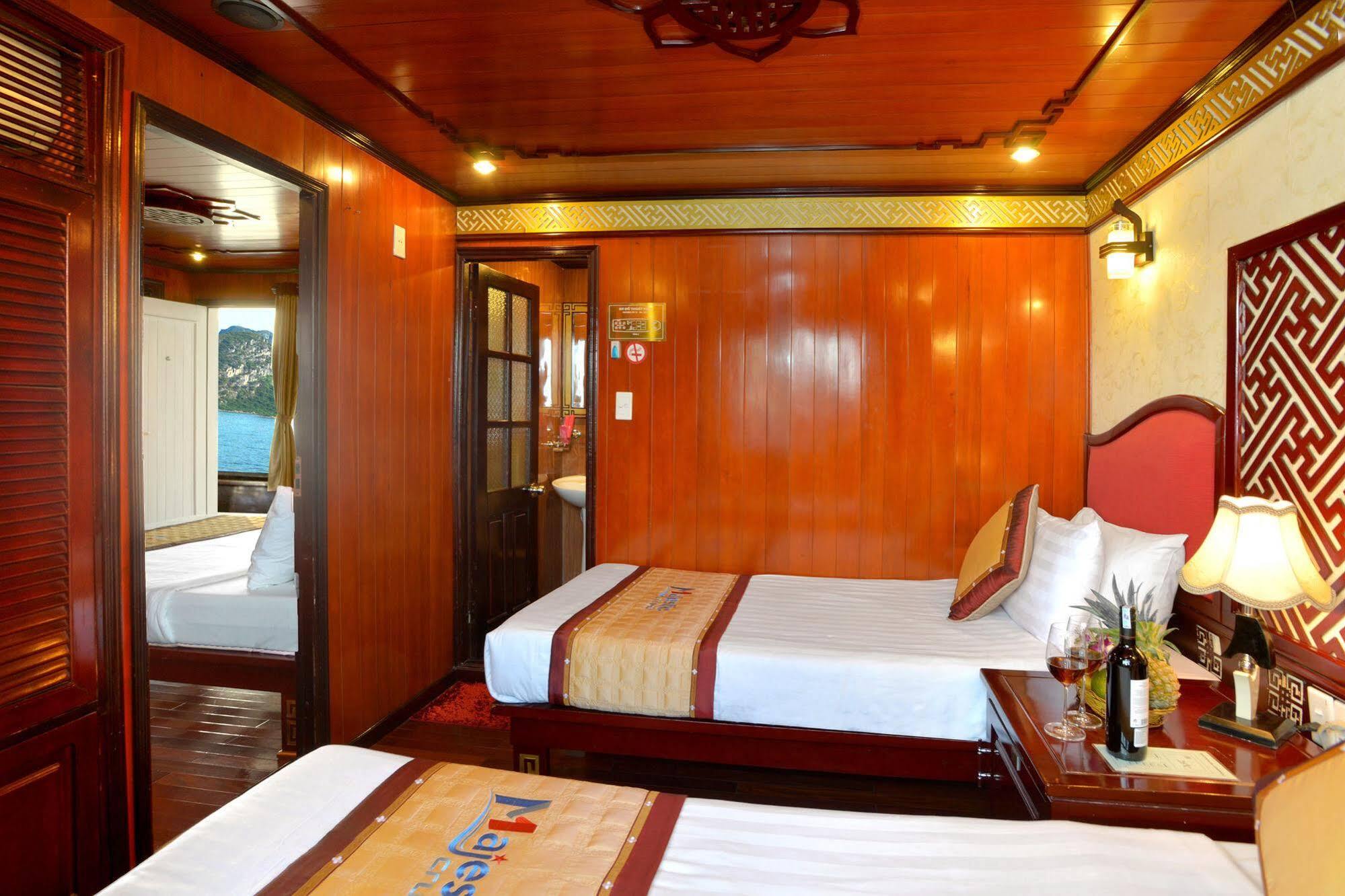 Majestic Halong Cruise Hotel Ha Long Exterior photo